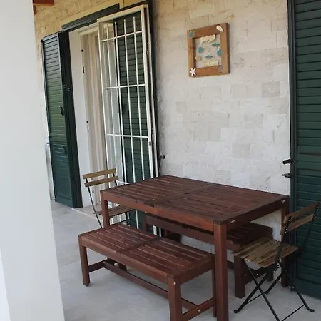 Appartamento Con Giardino Privato E Piscina * Peschiera del Garda